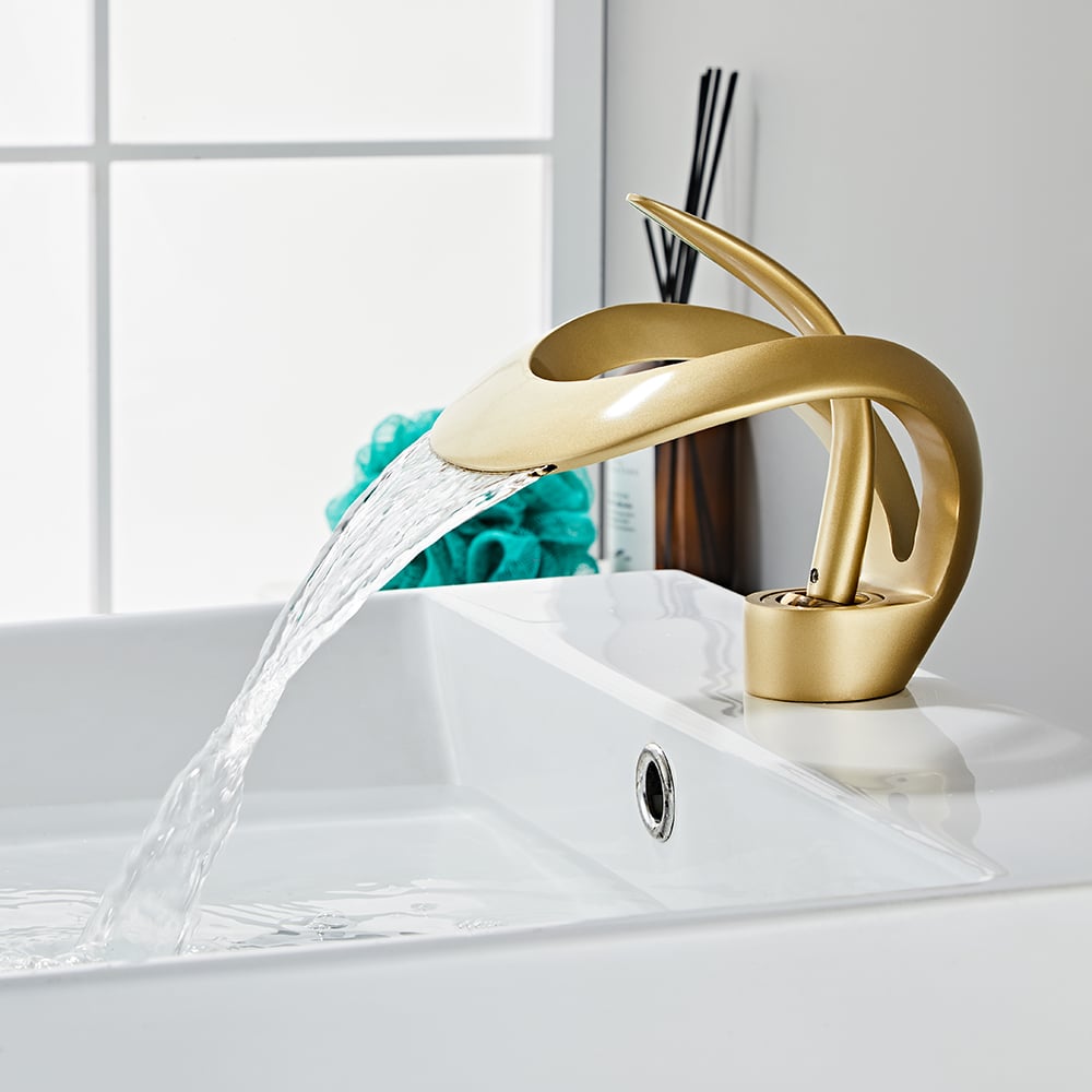 Waterfall Bathroom Sink Faucet in Gold Single Handle Solid Brass
