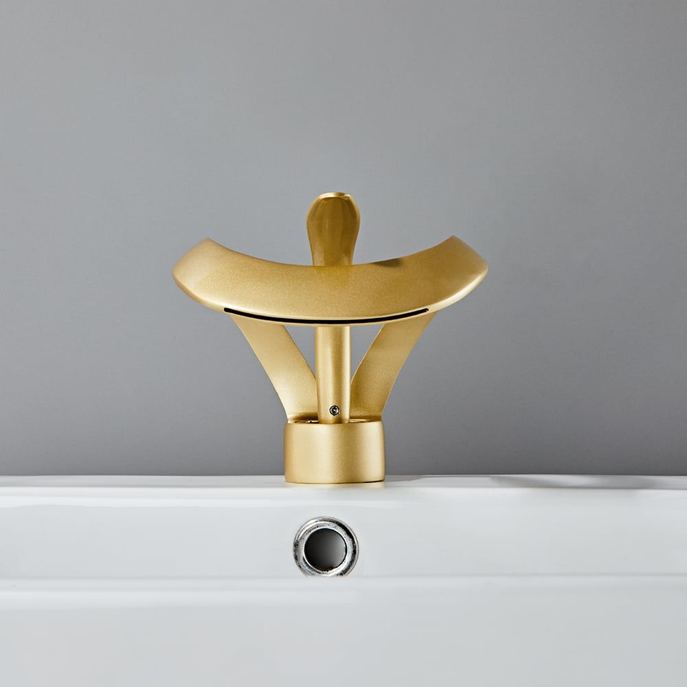 Waterfall Bathroom Sink Faucet in Gold Single Handle Solid Brass
